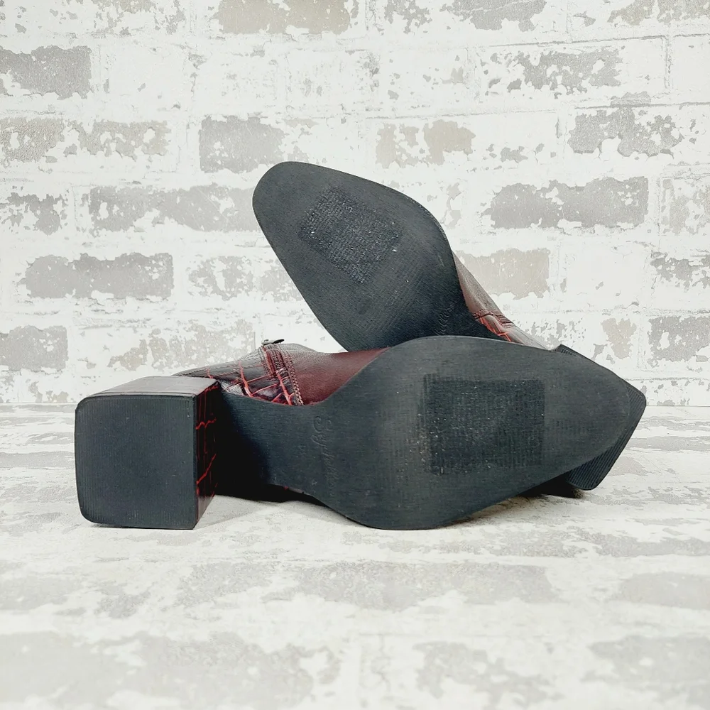 Seychelles Burgundy Croc-Textured Block Heel Ankle Boots